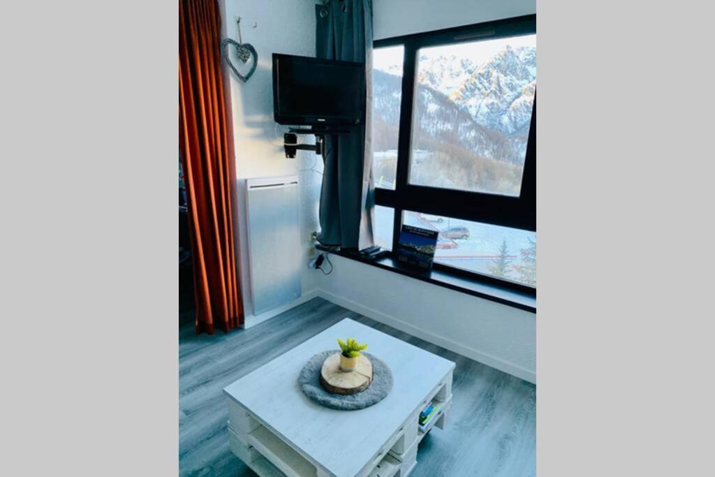 Studio 1600 Pied des pistes avec magnifique vue Puy-Saint-Vincent Extérieur photo